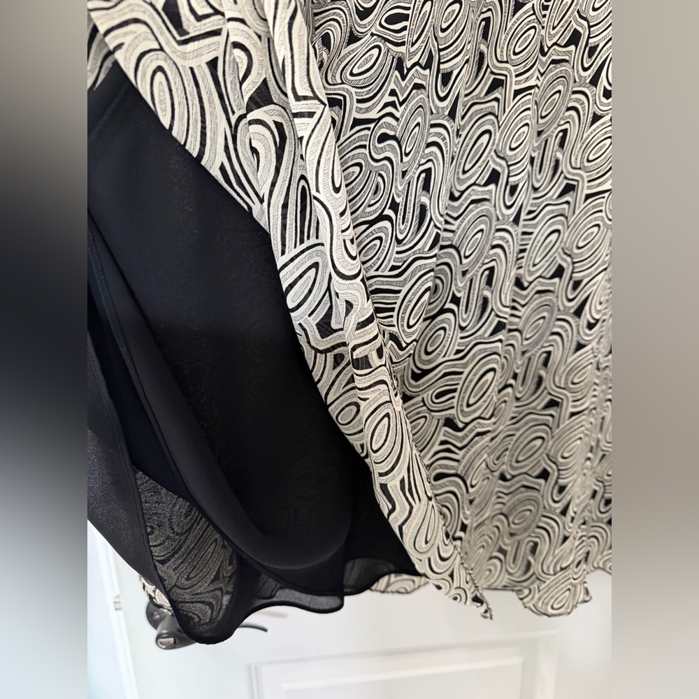 Charter Club Black and White Swirl A-Line Maxi Skirt - Picture 2 of 8